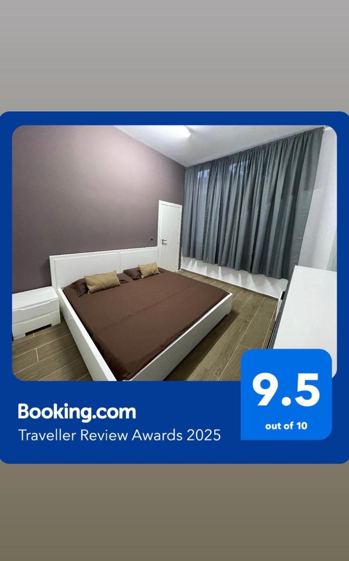 Gold Apartament Vlore Exterior photo